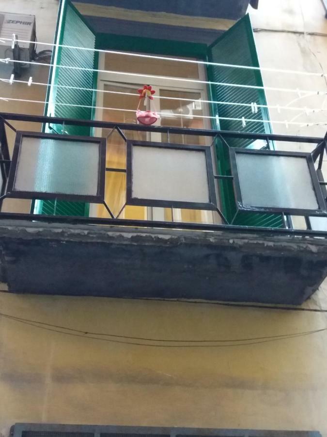 Casa Lillina A Toledo , Near Piazza Del Plebiscito Lägenhet Neapel Exteriör bild