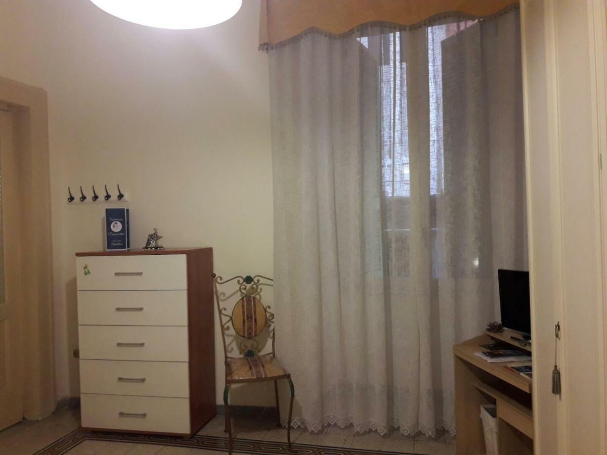 Casa Lillina A Toledo , Near Piazza Del Plebiscito Lägenhet Neapel Exteriör bild